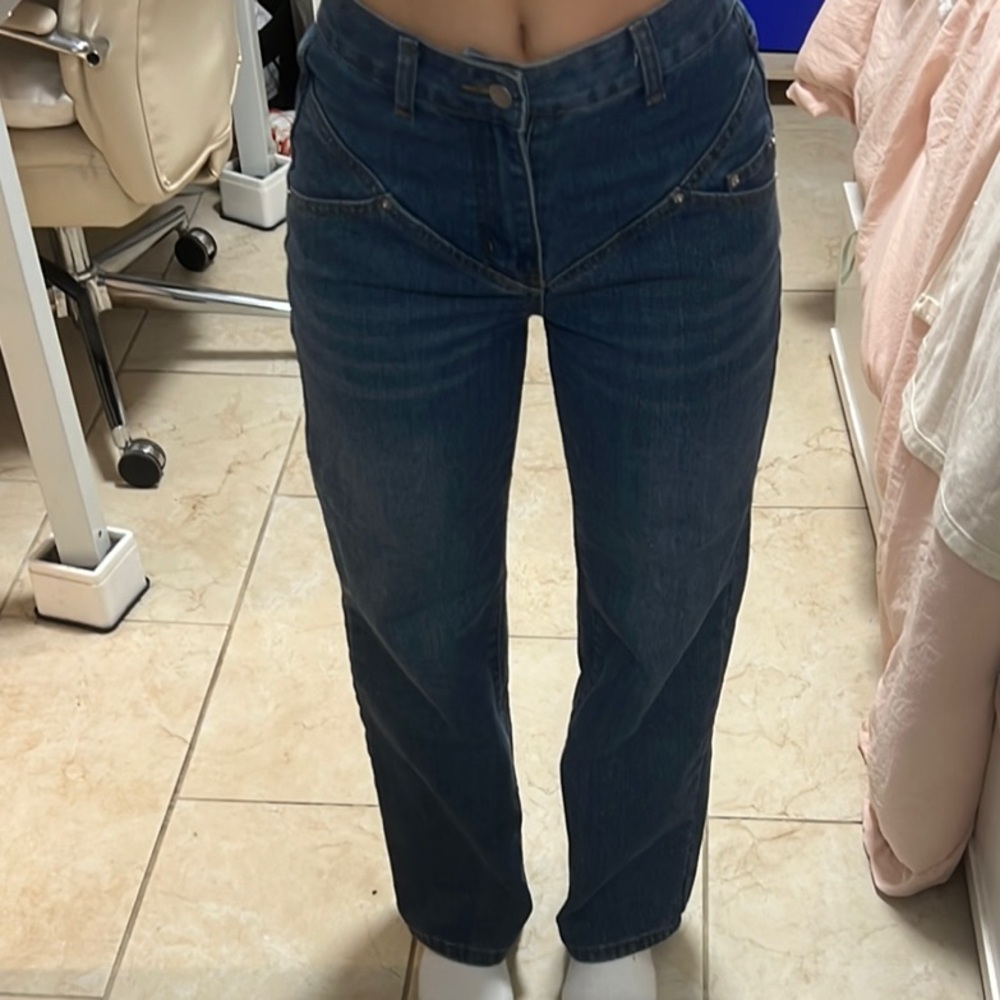 Dark wash comfortable jeans country style